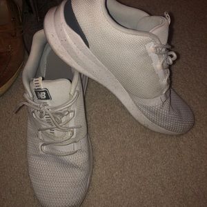 New Balance DISTRICT RUN SNEAKER in cloud mens